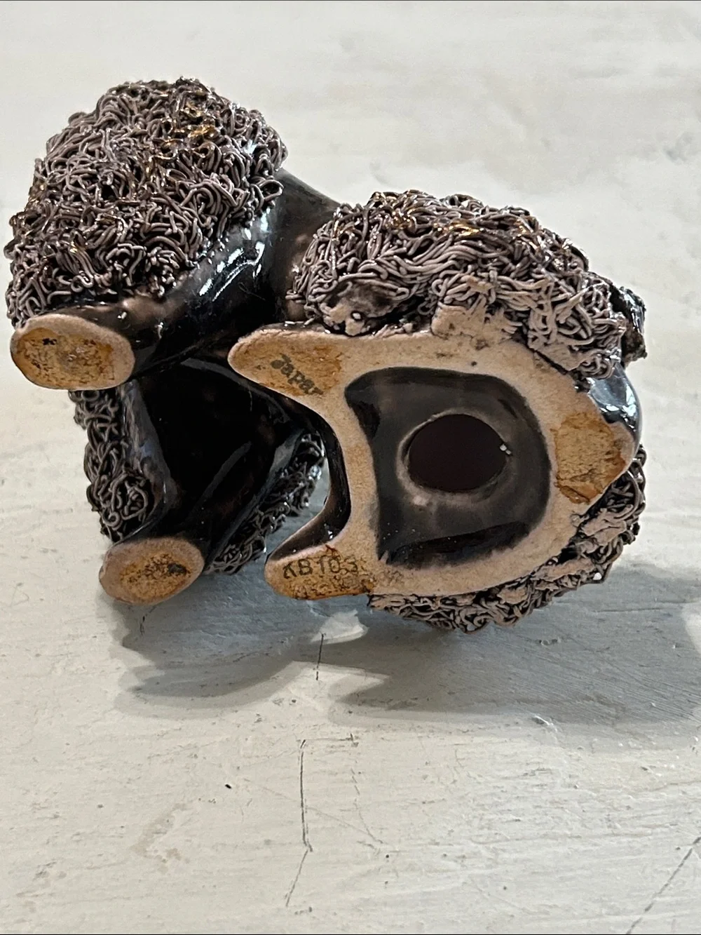 Vintage Ceramic Poodle Figurine in Dark Brown - Picture 5 of 5
